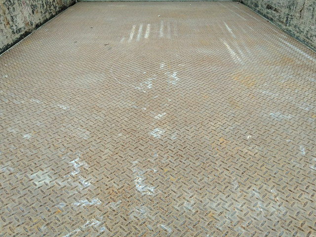 いすゞエルフダブルキャブ（Wキャブ）小型（2t・3t）[写真12]