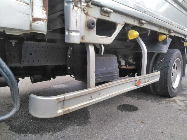 いすゞエルフダブルキャブ（Wキャブ）小型（2t・3t）[写真15]