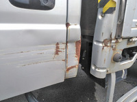 いすゞエルフダブルキャブ（Wキャブ）小型（2t・3t）[写真16]