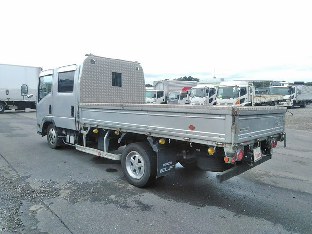 いすゞエルフダブルキャブ（Wキャブ）小型（2t・3t）[写真04]