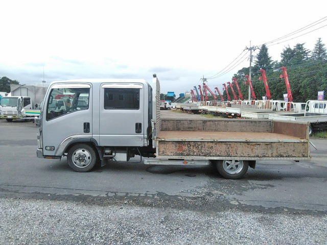 いすゞエルフダブルキャブ（Wキャブ）小型（2t・3t）[写真06]