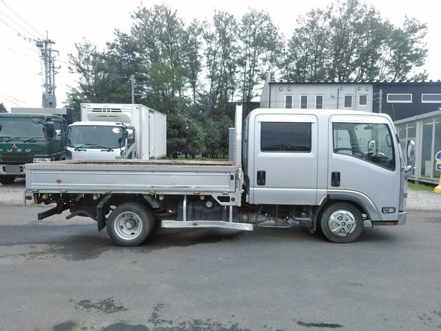 いすゞエルフダブルキャブ（Wキャブ）小型（2t・3t）[写真07]