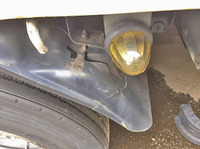 UDトラックスコンドル平ボディ中型（4t）[写真13]