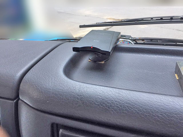 UDトラックスコンドル平ボディ中型（4t）[写真22]