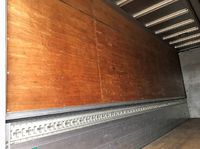 いすゞフォワードアルミウイング中型（4t）[写真11]