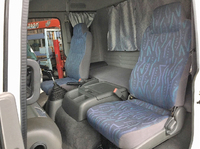 いすゞフォワードアルミウイング中型（4t）[写真30]