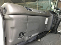 いすゞフォワードアルミウイング中型（4t）[写真33]