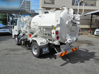 いすゞエルフ汚泥吸引車小型（2t・3t）[写真02]