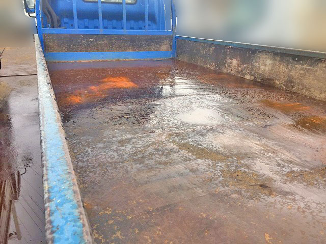 日野デュトロ平ボディ小型（2t・3t）[写真08]