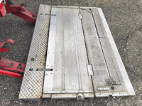 三菱ふそうキャンターアルミバン小型（2t・3t）[写真22]