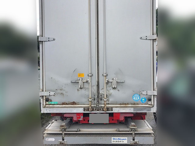 三菱ふそうキャンターアルミバン小型（2t・3t）[写真08]