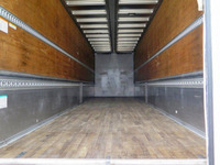 UDトラックスクオンアルミウイング大型（10t）[写真11]