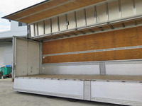 UDトラックスクオンアルミウイング大型（10t）[写真14]