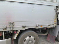 UDトラックスクオンアルミウイング大型（10t）[写真23]
