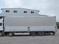 UDトラックスクオンアルミウイング大型（10t）[写真07]