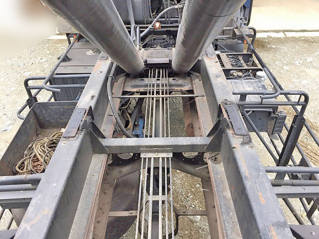 UDトラックスビッグサムアームロール大型（10t）[写真16]