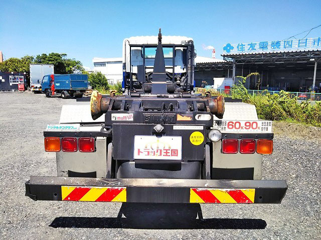 日野プロフィアコンテナ専用車大型（10t）[写真10]