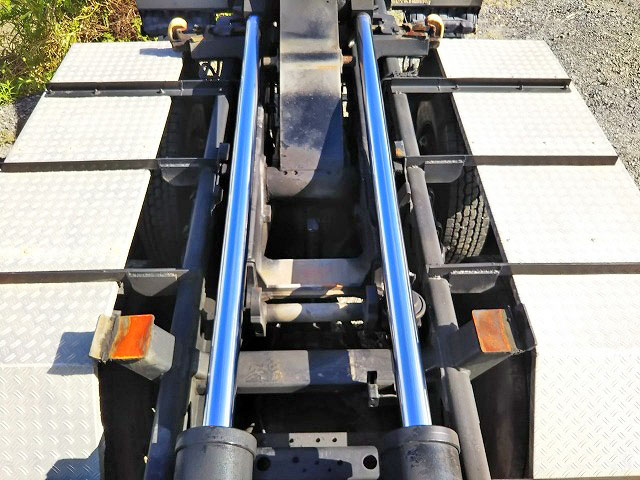 日野プロフィアコンテナ専用車大型（10t）[写真14]