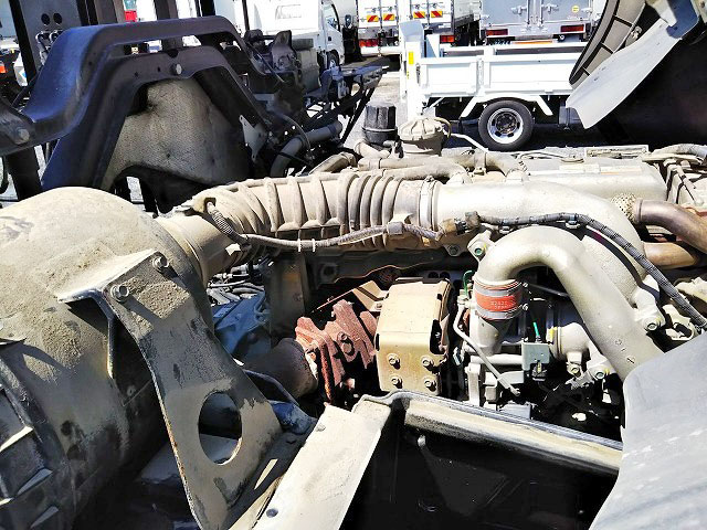 日野プロフィアコンテナ専用車大型（10t）[写真24]