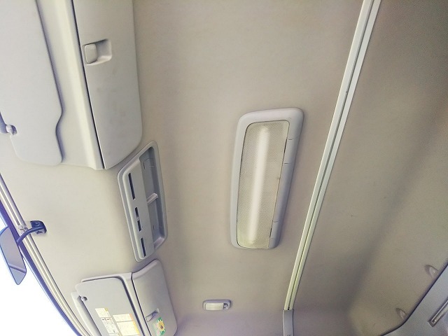 日野プロフィアコンテナ専用車大型（10t）[写真34]