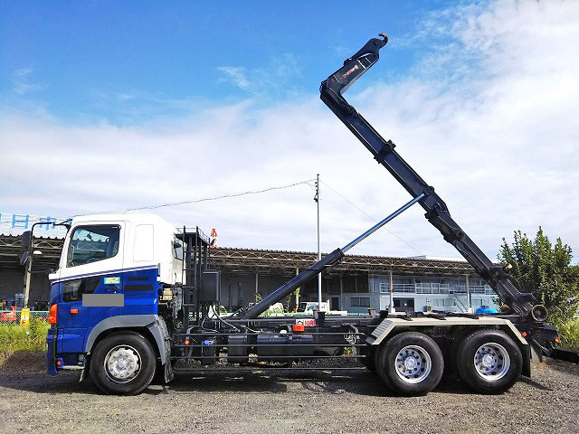 日野プロフィアコンテナ専用車大型（10t）[写真06]