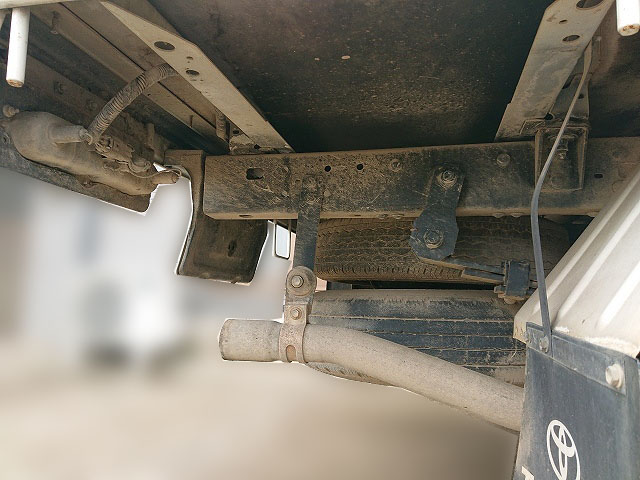 トヨタトヨエース平ボディ小型（2t・3t）[写真14]