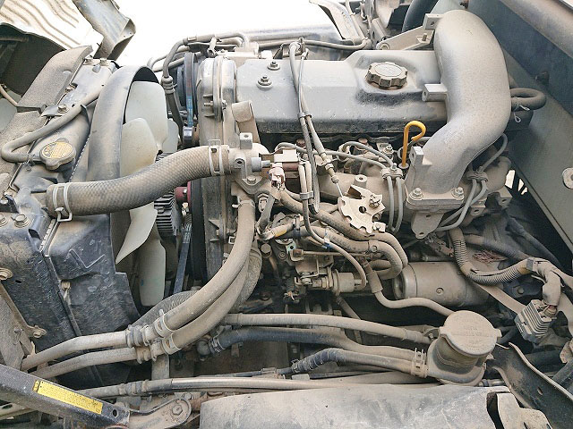 トヨタトヨエース平ボディ小型（2t・3t）[写真16]