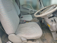 トヨタトヨエース平ボディ小型（2t・3t）[写真17]