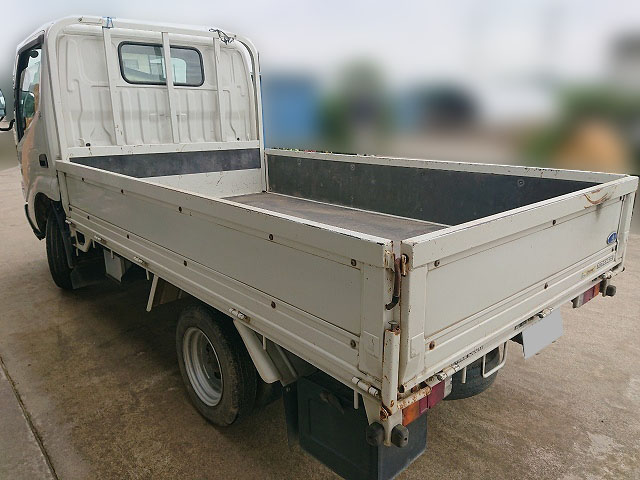 トヨタトヨエース平ボディ小型（2t・3t）[写真03]