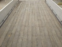 いすゞフォワードクレーン3段増トン（6t・8t）[写真11]