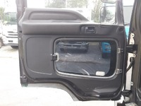 いすゞフォワードクレーン3段増トン（6t・8t）[写真29]