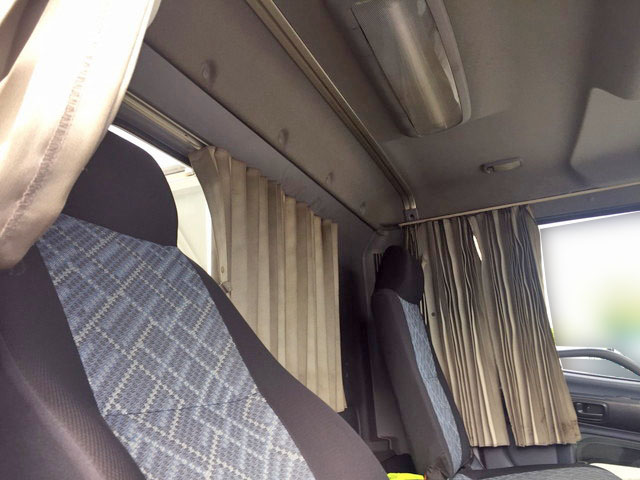 日野レンジャーキャリアカー増トン（6t・8t）[写真19]