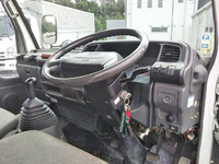 いすゞエルフユニック3段小型（2t・3t）[写真35]