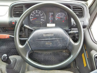 いすゞエルフユニック3段小型（2t・3t）[写真38]