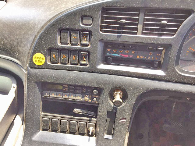 いすゞギガアームロール大型（10t）[写真20]