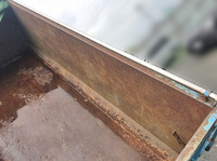 UDトラックスコンドル深ダンプ（土砂禁ダンプ）小型（2t・3t）[写真11]