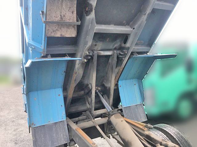 UDトラックスコンドル深ダンプ（土砂禁ダンプ）小型（2t・3t）[写真14]