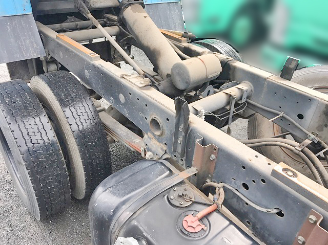 UDトラックスコンドル深ダンプ（土砂禁ダンプ）小型（2t・3t）[写真15]