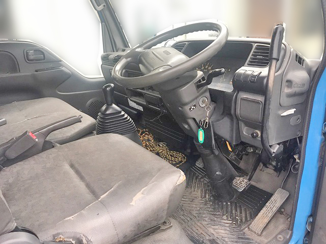 UDトラックスコンドル深ダンプ（土砂禁ダンプ）小型（2t・3t）[写真18]