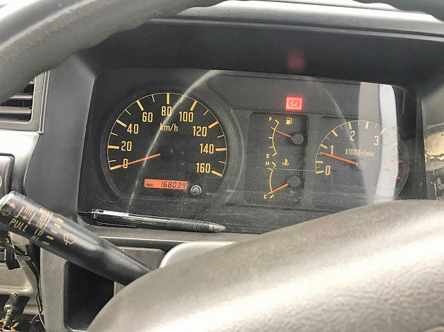 UDトラックスコンドル深ダンプ（土砂禁ダンプ）小型（2t・3t）[写真20]