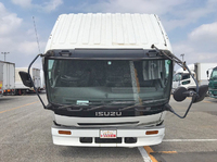 いすゞフォワード冷蔵冷凍ウイング中型（4t）[写真10]