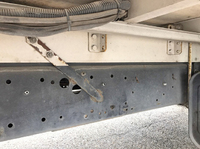 いすゞフォワード冷蔵冷凍ウイング中型（4t）[写真19]