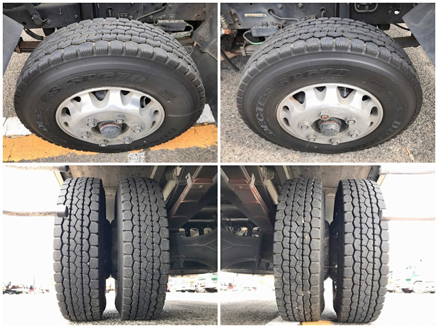 いすゞフォワード冷蔵冷凍ウイング中型（4t）[写真22]