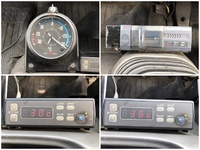 いすゞフォワード冷蔵冷凍ウイング中型（4t）[写真35]