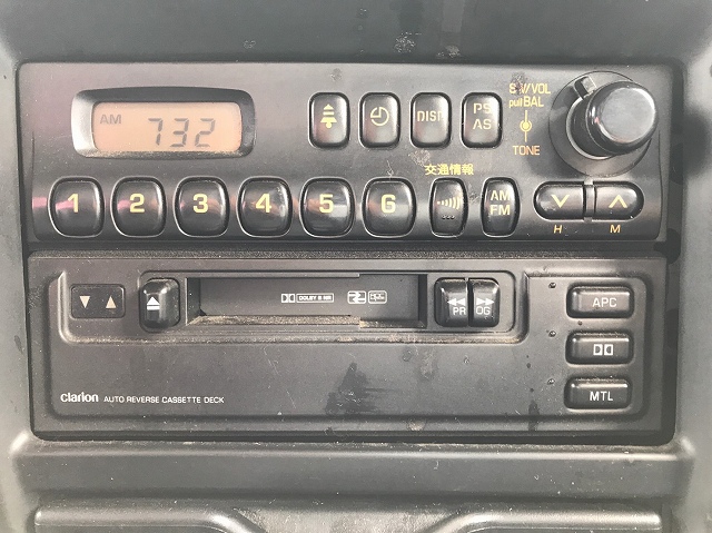 いすゞフォワード冷蔵冷凍ウイング中型（4t）[写真37]