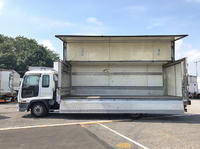 いすゞフォワード冷蔵冷凍ウイング中型（4t）[写真06]