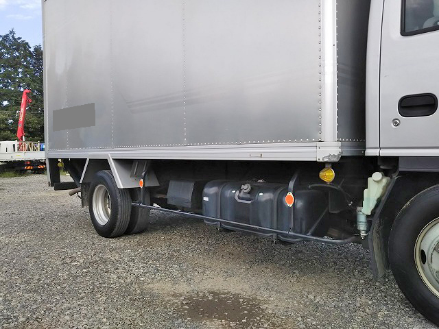 いすゞエルフアルミバン小型（2t・3t）[写真16]