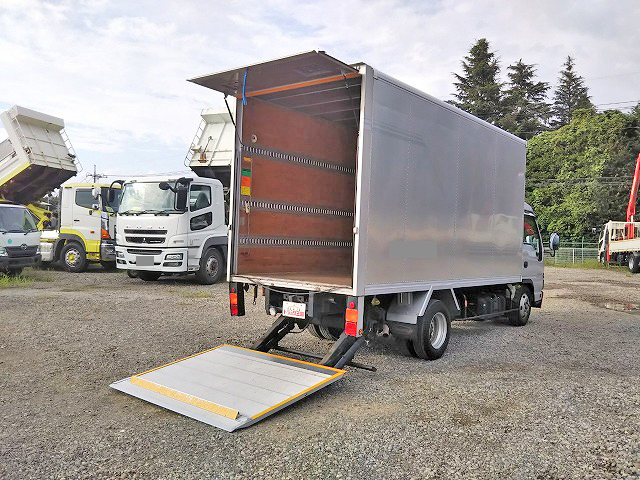 いすゞエルフアルミバン小型（2t・3t）[写真02]