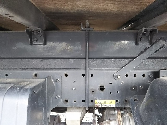 いすゞエルフアルミバン小型（2t・3t）[写真21]