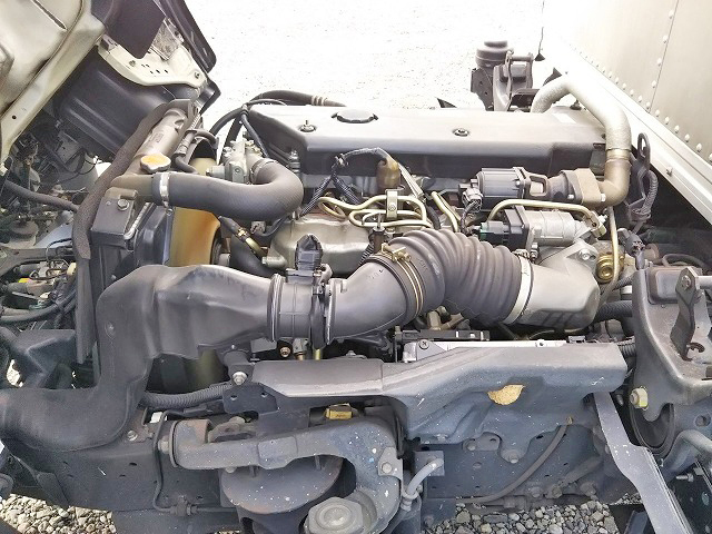 いすゞエルフアルミバン小型（2t・3t）[写真28]